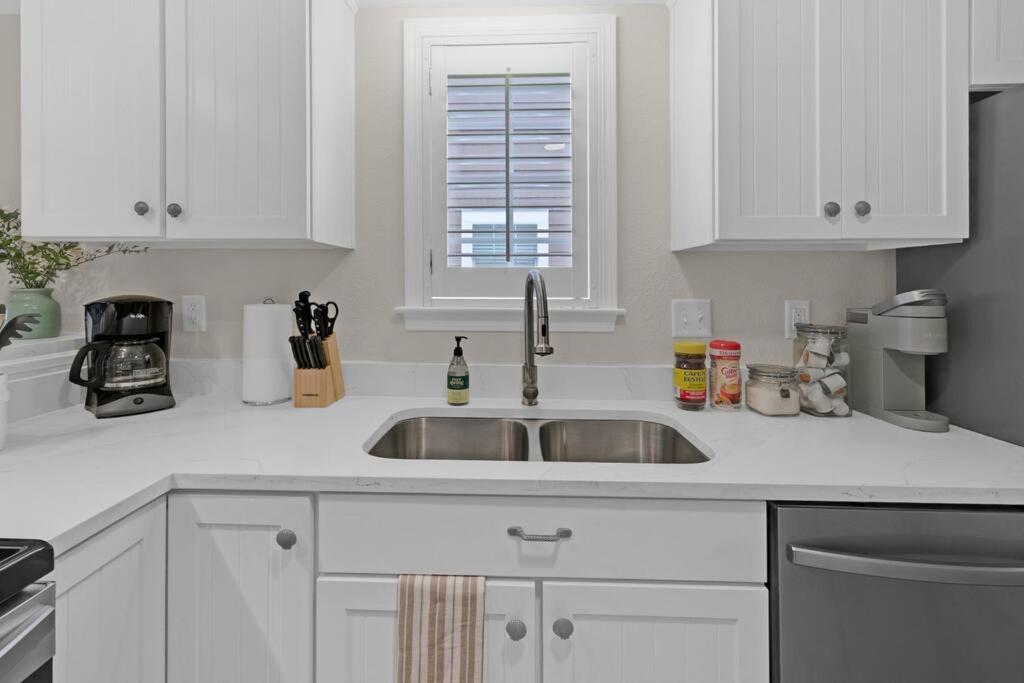 Charming Holiday Isle Destin Beach Access Townhome Exterior photo