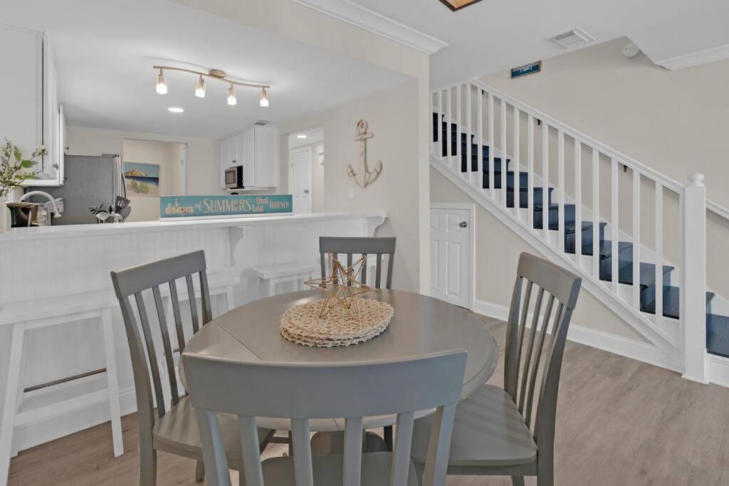 Charming Holiday Isle Destin Beach Access Townhome Exterior photo